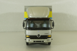 Mercedes Atego 815 box truck 1955 silver, 439037040, Minichamps 1:43
