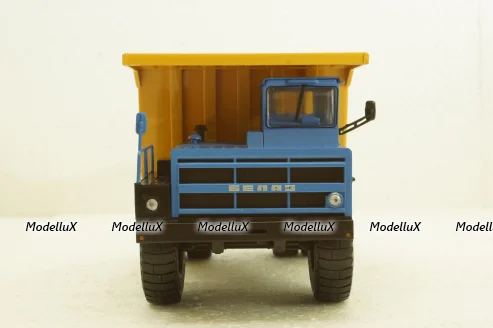 Белаз-7548 карьерный самосвал, синий/желтый, Н010, Наш Автопром 1:43