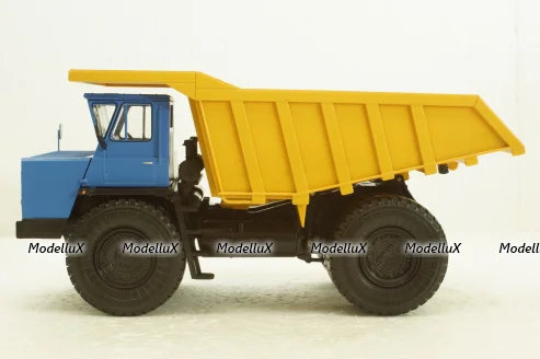 Белаз-7548 карьерный самосвал, синий/желтый, Н010, Наш Автопром 1:43