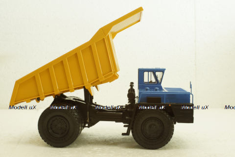 Белаз-7548 карьерный самосвал, синий/желтый, Н010, Наш Автопром 1:43