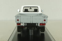 Уаз Патриот Карго белый, 231637, DiP Models 1:43