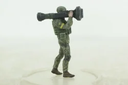 Фигурка Солдат с NLAW М-141, Vilen Model 1:43