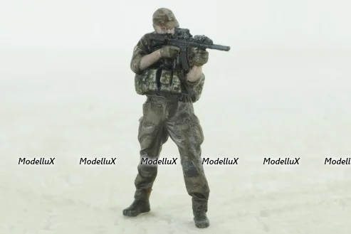Фигурка Солдат СБУ с поднятой винтовкой, Vilen Model 1:43