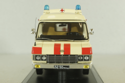 Зил-118КА Специализированная Скорая Помощь (с полным интерьером), 111903, DiP Models 1:43