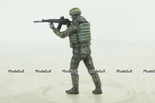 Фигурка Солдат ЗСУ с автоматом, Vilen Model 1:43