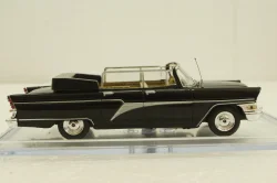 Газ-13 Чайка, кабриолет с поднятыми окнами, черный , Конверсия 1:43