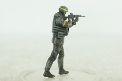 Фигурка Солдат ЗСУ с автоматом, Vilen Model 1:43