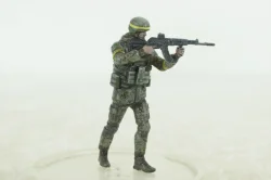 Фигурка Солдат ЗСУ с автоматом, Vilen Model 1:43