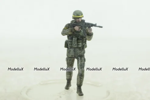 Фигурка Солдат ЗСУ с автоматом, Vilen Model 1:43