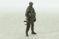 Фигурка Солдат СБУ с опущенной винтовкой, Vilen Model 1:43