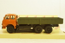 Маз-514,1966г, помаранчевий/зелений, борт 3-мостовий, Н298, Наш Автопром 1:43