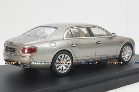 Bentley Flying Spur W12 pearl silver, BL1051, Kyosho 1:43