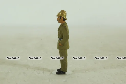 Фигурка Пожарный 30-40гг,  322a, BM-Toys 1:43
