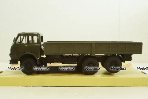 Маз-516,1969г, хакі, борт 3-мостовий, Н292, Наш Автопром 1:43