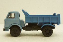 Маз-510Б самосвал, 1962г голубой/синий, Н983, Наш Автопром 1:43