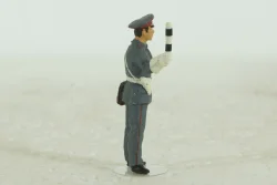 Фигурка Милиционер-регулировщик,  508а, BM-Toys 1:43