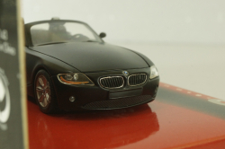 Bmw Z4 roadster (E85) "Fulda" 2002, matt black, 436021032, Minichamps 1:43