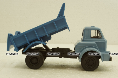 Маз-510Б самосвал, 1962г голубой/синий, Н983, Наш Автопром 1:43