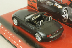 Bmw Z4 roadster (E85) "Fulda" 2002, matt black, 436021032, Minichamps 1:43