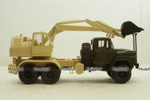 Краз-260 ЭО-4421А Экскаватор, хакі/бежевий, Н745, Наш Автопром 1:43