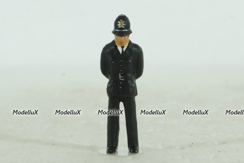 Фигурка Лондонский полисмен,  519, BM-Toys 1:43