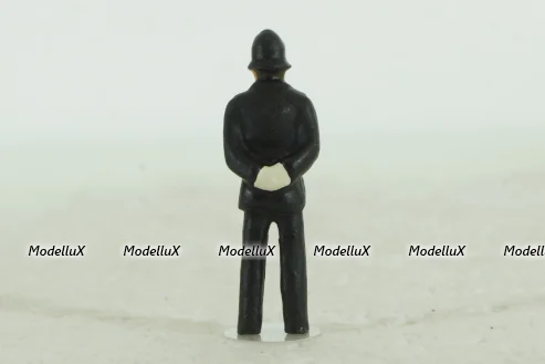 Фигурка Лондонский полисмен,  519, BM-Toys 1:43