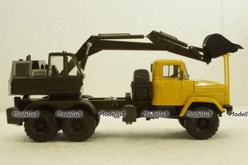 Краз-6322 ЭО-4422 Экскаватор жовтий/хакі, Н747, Наш Автопром 1:43
