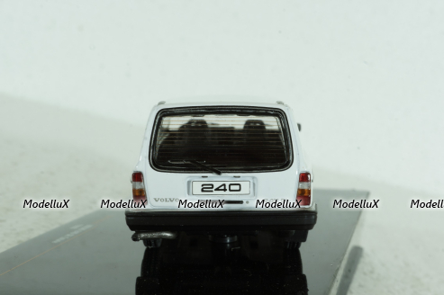Volvo 240 GL 1988 White, CLC572, IXO 1:43