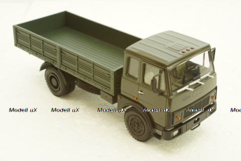 Маз-53371 бортовой 1987г, хаки Н208, Наш Автопром 1:43