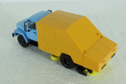 ПУМ-1 (3307) подметально-уборочная на шасси Газ-3307, Легендарные грузовики СССР №101 1:43