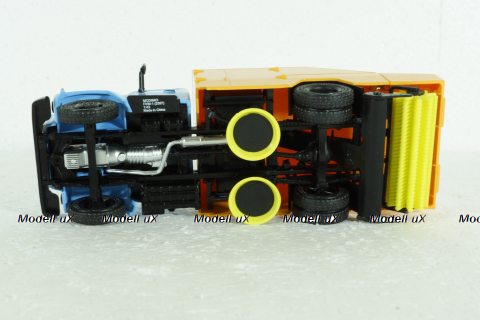 ПУМ-1 (3307) подметально-уборочная на шасси Газ-3307, Легендарные грузовики СССР №101 1:43