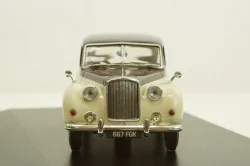 Austin Princese, brown/white, AP005, Oxford  1:43