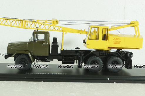 КС-4561(250) Автокран на шасси Краз 250, хаки/желтый, SSM1551, SSM 1:43