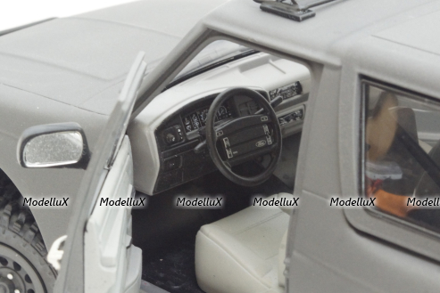 Ford Bronco (1996), KV мастерская 1:18 №2