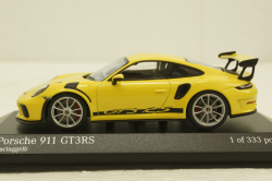 Porsche 911 (991 II) GT2 RS with silver rims 2018 yellow, 413067050, Minichamps 1:43