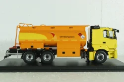 АЦ/АТЗ-16 (65207-87) топливозаправщик на шасси Камаз-65207-87, SSM1545, SSM 1:43