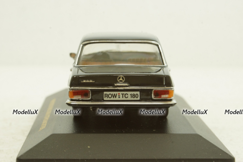 Mercedes 200/8 Strichachter, 1970 Black, CLC123, IXO 1:43