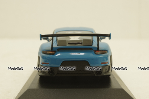 Porsche 911 (991 II) GT2 RS with silver rims 2018 lightblue, 413067275, Minichamps 1:43