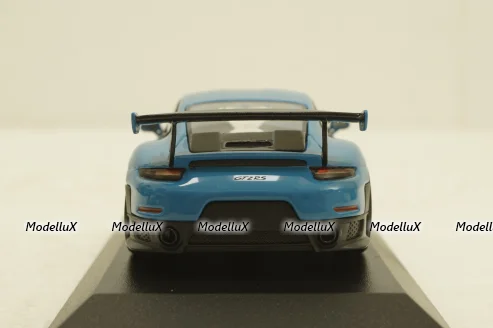 Porsche 911 (991 II) GT2 RS with silver rims 2018 lightblue, 413067275, Minichamps 1:43