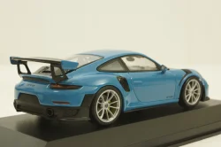 Porsche 911 (991 II) GT2 RS with silver rims 2018 lightblue, 413067275, Minichamps 1:43