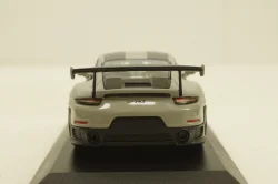 Porsche 911 (991/2) GT2 RS with gold rims 2018 lightgrey, 413 067288, Minichamps 1:43