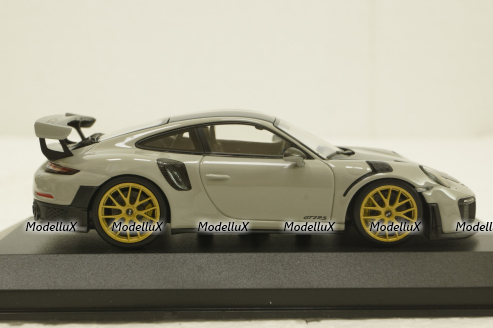 Porsche 911 (991/2) GT2 RS with gold rims 2018 lightgrey, 413 067288, Minichamps 1:43