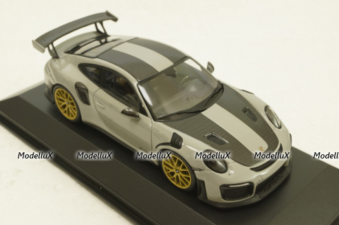 Porsche 911 (991/2) GT2 RS with gold rims 2018 lightgrey, 413 067288, Minichamps 1:43