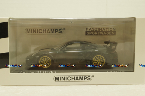 Porsche 911 (991 II) GT2-RS  with gold rims 2018 darkgreen, 413067286,  Minichamps 1:43