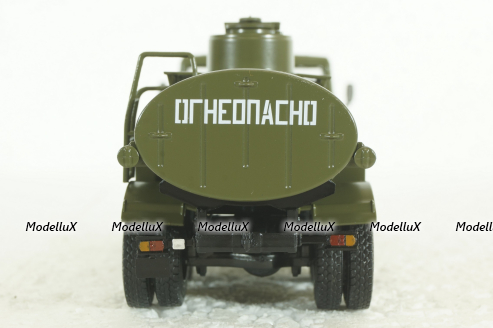КАМАЗ 5320 АЦ-9 Легендарные Грузовики СССР №6, 1:43