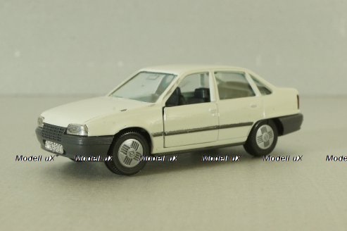 Opel Kadett GLC (Kadett E)  1984, white, GAMA 1:43
