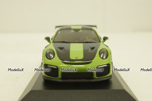 Porsche 911 (991 II) GT2 RS with gold rims 2018 green, 413067283, Minichamps 1:43