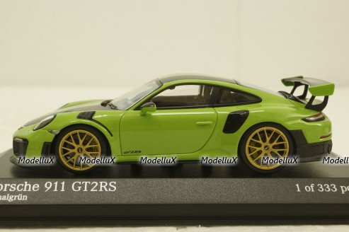 Porsche 911 (991 II) GT2 RS with gold rims 2018 green, 413067283, Minichamps 1:43