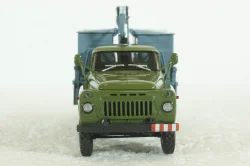 М-30 (53) мусоровоз М-30, на шасси Газ-53 (ранний), хаки/синий, Автоистория 1:43