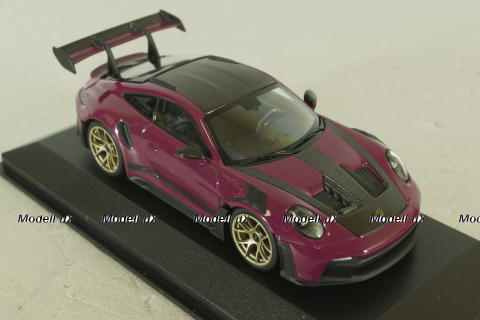 Porsche 911 (992) GT3 RS with Weissach-Package, rubin red/golden rims and black décor, 413062123, Minichamps 1:43 
